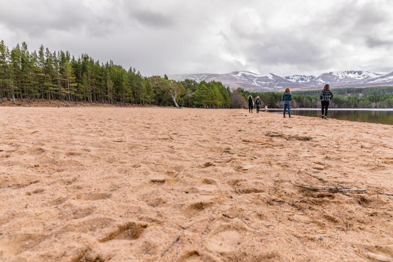 Macdonald Woodland Lodges At Macdonald Aviemore Resort Exterior foto